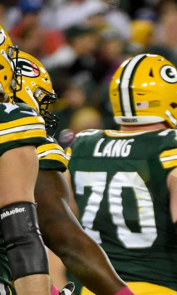 Packers' O-line playing well after offseason changes